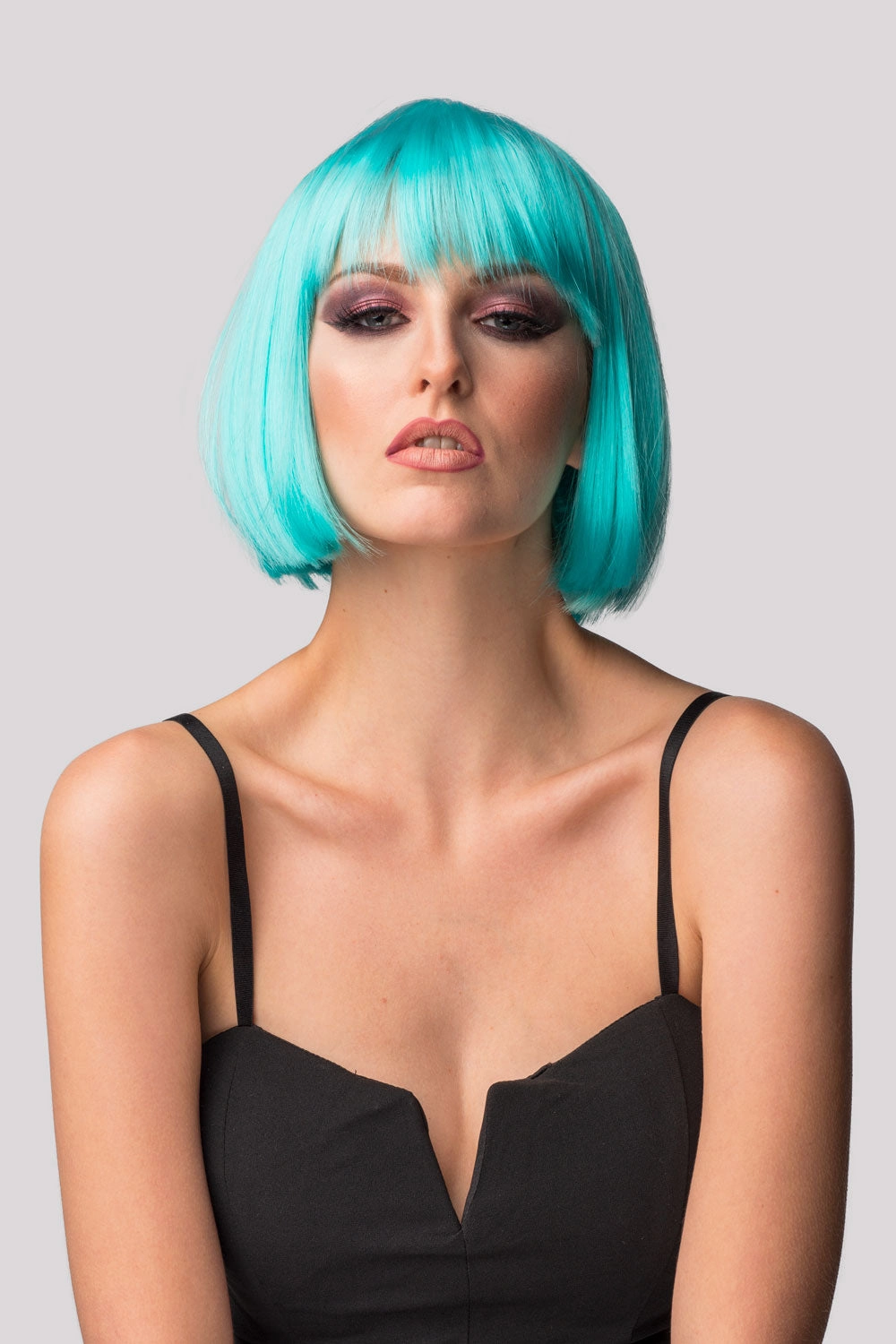 Turquoise bob wig  with full fringe: Iris